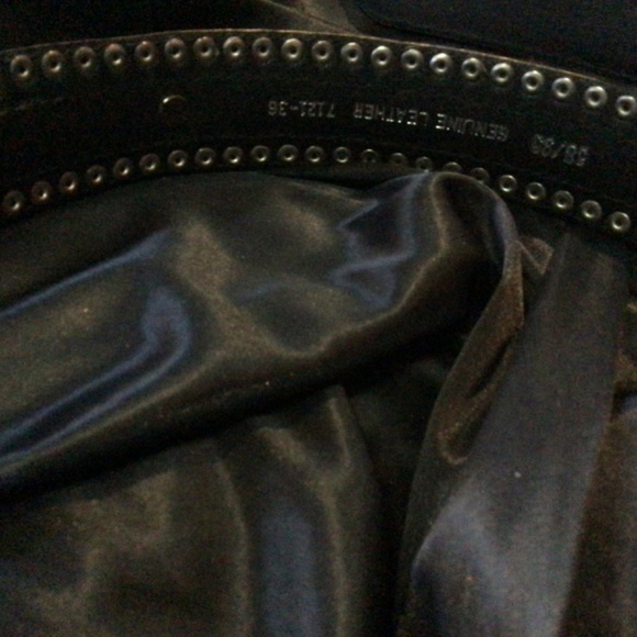 Leather Hand tooled belt with conch studs leather details sz 38/95 - Picture 5 of 10